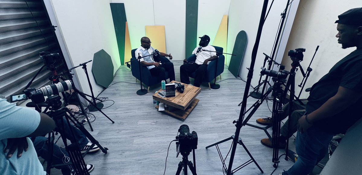 kwadwosheldon's tweet photo. It’s almost 11.. I just finished interviewing @AdomOtchere !! Love this job😑 https://t.co/VW37jCWwPU