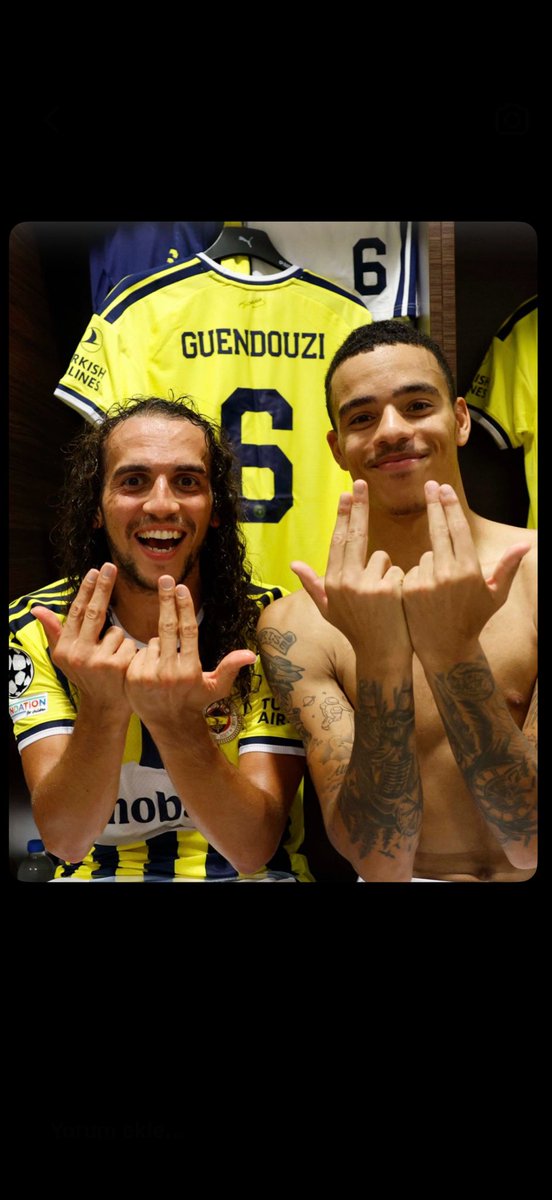 aybarstunc5's tweet photo. WE LOVE MARSEİLLE 
@MassiliaZone 
#OLvFB https://t.co/J5r4p3cFco