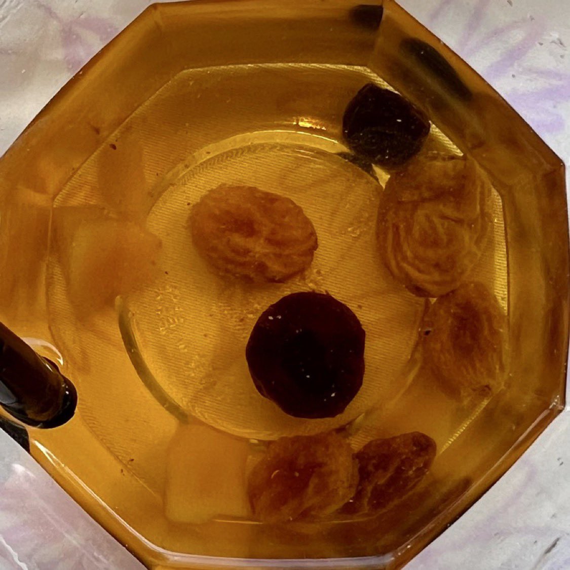 m_wakyanga's tweet photo. 夕方からのお友達待ちなが📱弄りながらのんびり飲んでたら小っちゃかったドライフルーツが戻ってこんなに大っきくなっちゃったー😆ジューシ〜w
そら氷🧊も溶けて常温にもなるわ〜 https://t.co/RGTMs9k3SP