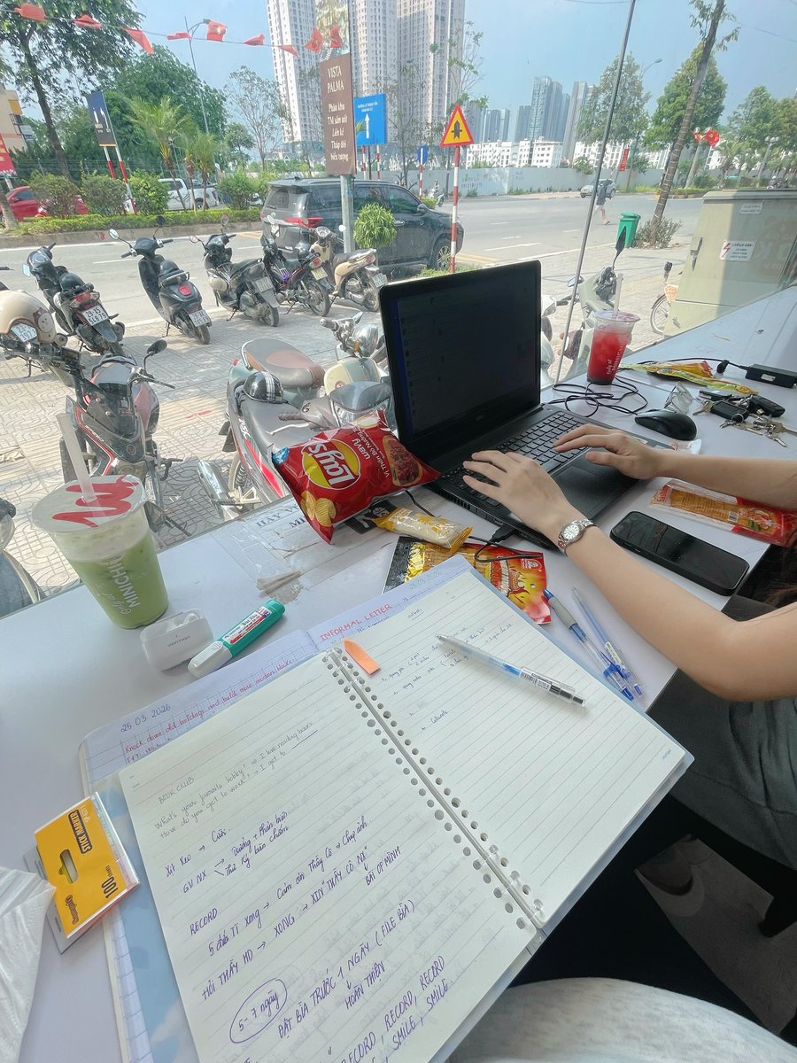 studywngyn_'s tweet photo. đi biển cùng thiết bị xinh xắn đến từ nhà @kada_tumbler ✩°🌊⋆⸜ 🎧✮🫧
#kadatumbler #kada #kadaaesthetics #study #studywithme
🏷️ tags: tumbler • tumbler kada • kada tumbler • ceramic tumbler • aesthetic tumbler • tumbler for cold drinks • tumbler for hot drinks… https://t.co/htZa7ePll5