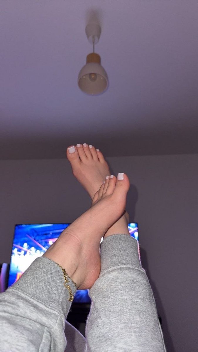 ToesCoinSOL's tweet photo. no ceiling https://t.co/4dO2mPoYL1