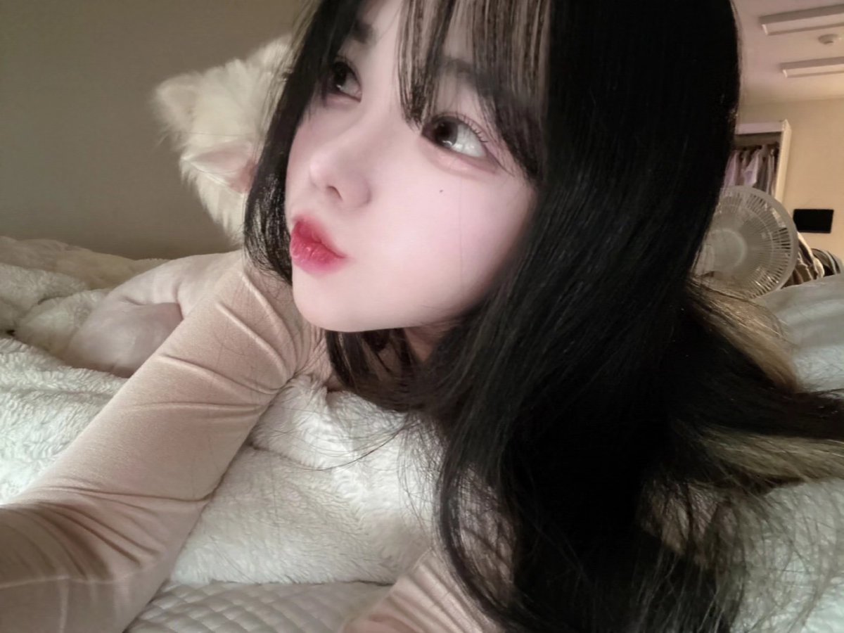 miae_ong's tweet photo. 그래 열었으니까 다들 들어와서 나랑 놀자ㅋㅋ
들어올사람만 들어와~ 너네가 원하는 #소통 해줄게

https://t.co/DjFjxkdxhe https://t.co/BxRT24QR5L