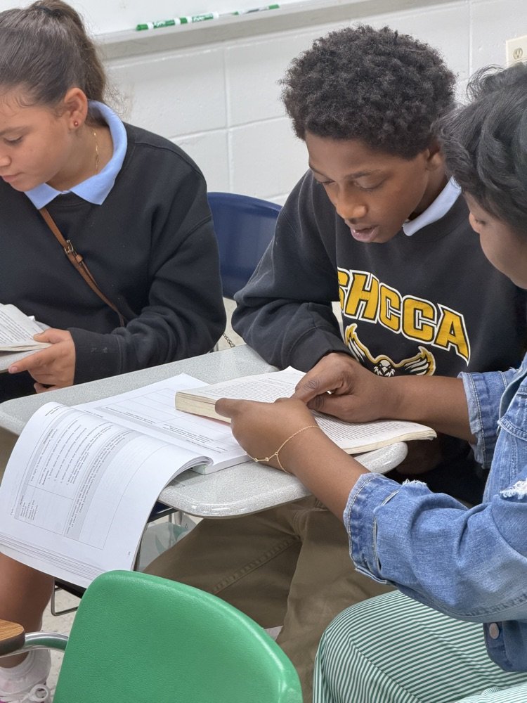 shatawinning's tweet photo. 7th grade ELA is working on their Guidebook unit “Restart” to use evidence to support claims. #sthelenawinning #YearoftheIncredible https://t.co/riXjPw92AL
