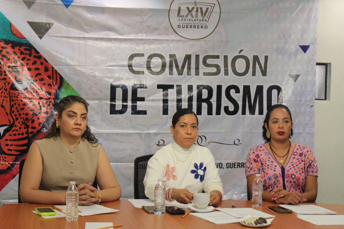 congresogro's tweet photo. Las Comisiones Unidas de Turismo, de Desarrollo Económico y Trabajo, y de Artesanías sesionaron para analizar y aprobar dictamen mediante el cual se exhorta a dependencias estatales y federales a impulsar la realización, cada 22 de julio, del Festival de la Hamaca en Guerrero. https://t.co/bFAYHbBqgL