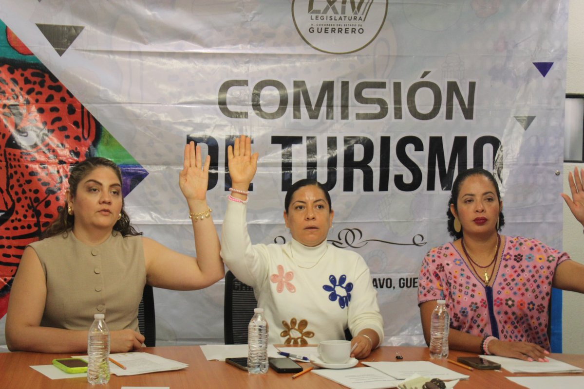 congresogro's tweet photo. Las Comisiones Unidas de Turismo, de Desarrollo Económico y Trabajo, y de Artesanías sesionaron para analizar y aprobar dictamen mediante el cual se exhorta a dependencias estatales y federales a impulsar la realización, cada 22 de julio, del Festival de la Hamaca en Guerrero. https://t.co/bFAYHbBqgL
