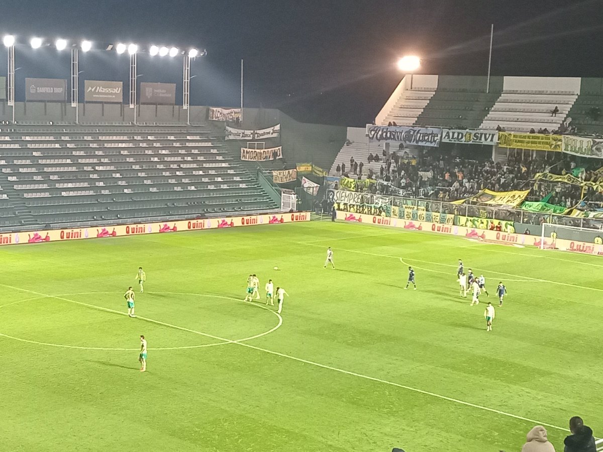 SigaRadio's tweet photo. #CopaArgentina #OctavosdeFinal
GOOOOOOLLLLLLLL de #IndRivadavia (@CSIRoficial), lo hizo Florentín en 50 ST, ahora gana la #Lepra mendocina 2 a 0 ante #Aldosivi por @AriAristimuno https://t.co/taKquiMa4w