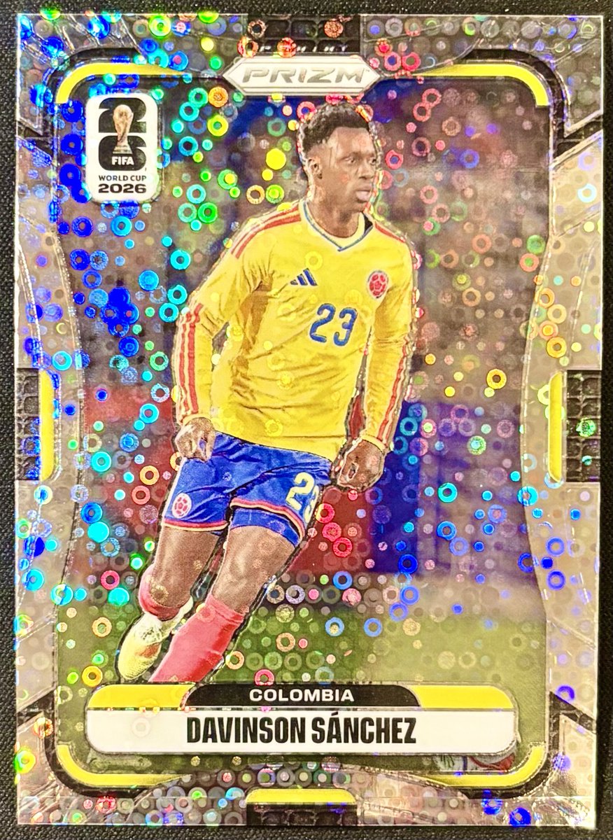 VinsCardDepot's tweet photo. Here’s some awesome new listings that went up this morning!! Keep your eye out for some more flagship football… coming soon 👀👀 

How’s your night going?? 

https://t.co/vySx8bmuTN https://t.co/UFOp51Vwxe