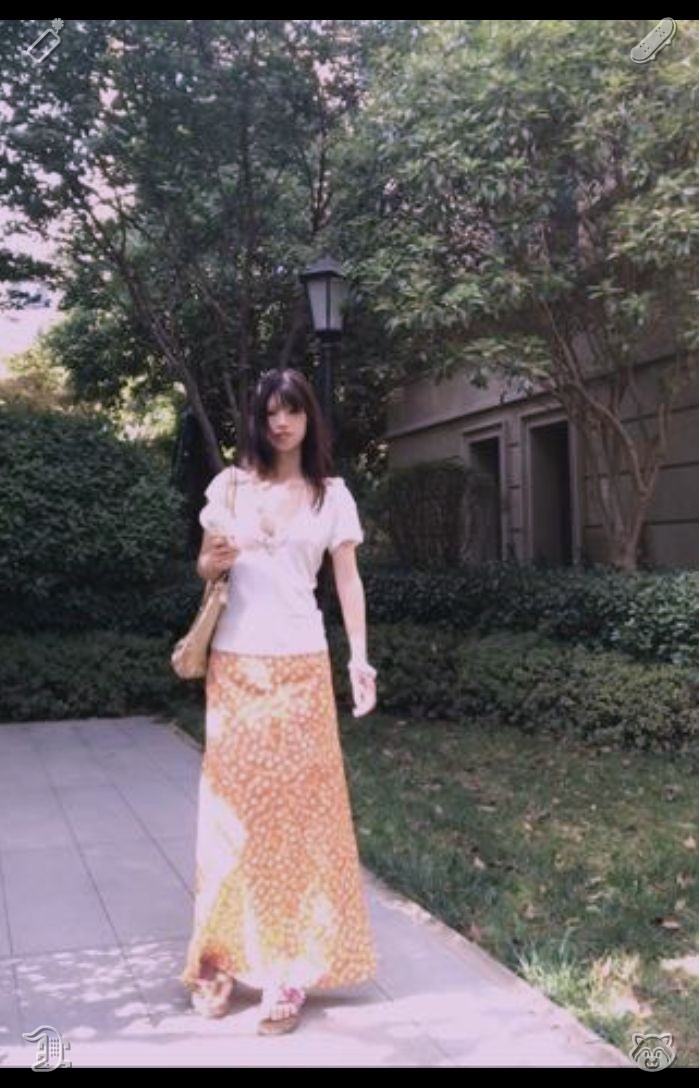 FirddausRafiqi's tweet photo. We make our way down the peaceful lane, and he walks at my side, without tugging at the lead, simply savoring the sense of liberty. A butterfly dances by, catching his attention, and he cocks his head in wonder, then quickens his pace to match mine. We've outdistanced everyone o https://t.co/lNLkerg3ax