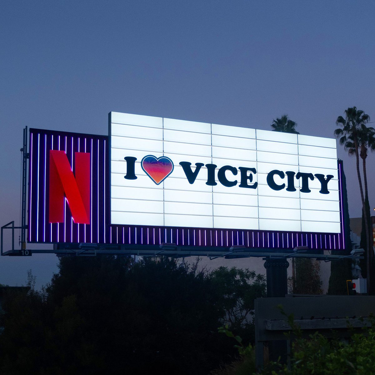 gtasix_'s tweet photo. VICE CITY BABYYYY https://t.co/R7vkpwtU8S