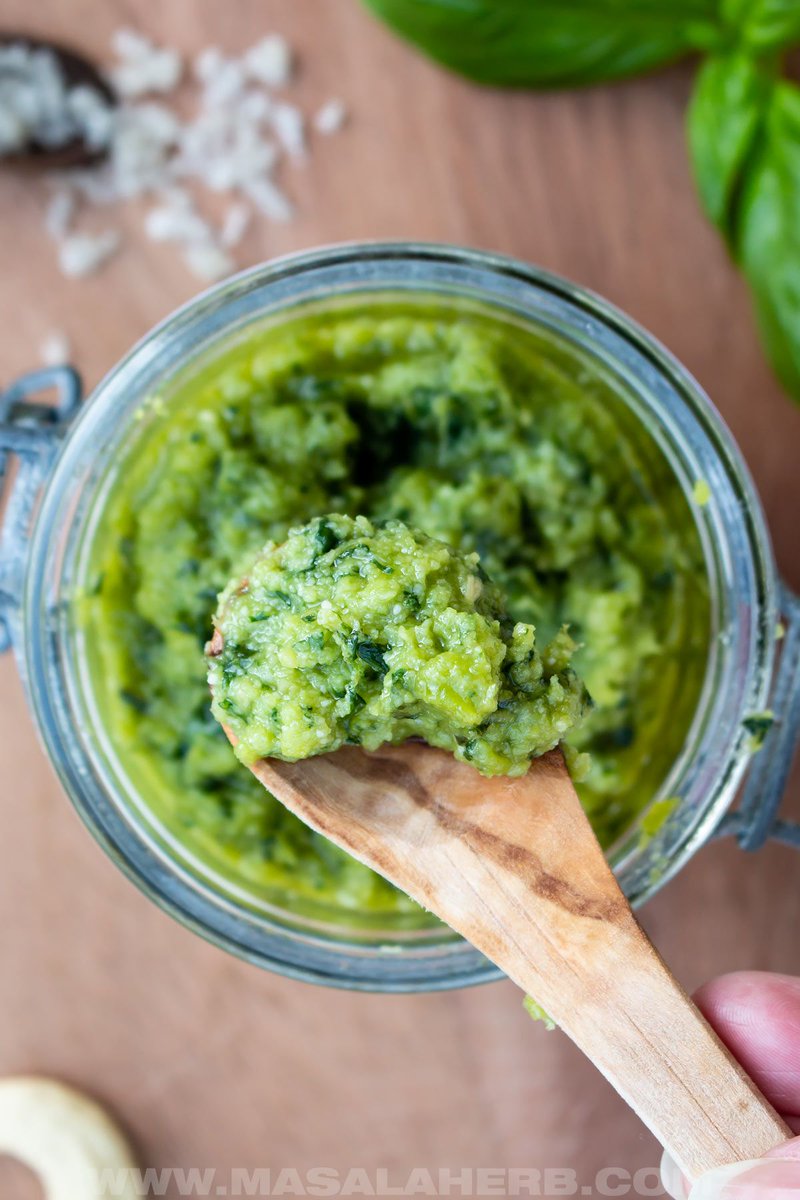 MasalaHerb's tweet photo. Basil Cashew Pesto Recipe: Mortar and Pestle or Food Processor Instructions https://t.co/p3LAvd0cSu https://t.co/QmfwZ06wzu