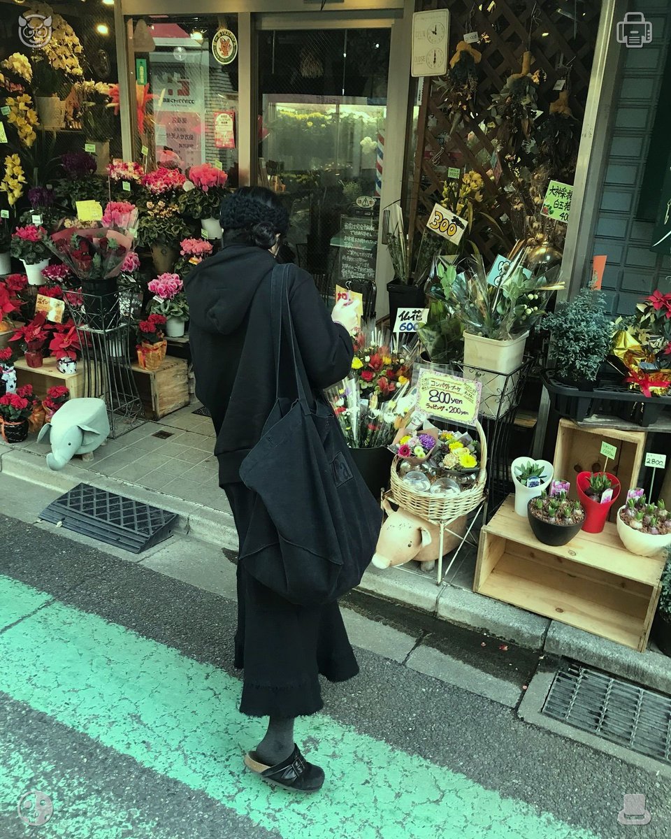 iriomo1121's tweet photo. A vase holding blossoms, an intriguing novel, and a soft, sugary longing wafts through my thoughts as I savor your beloved dish by myself—suddenly, your lively banter and tender, loving stare are what I miss most. https://t.co/hQ11MFhks4