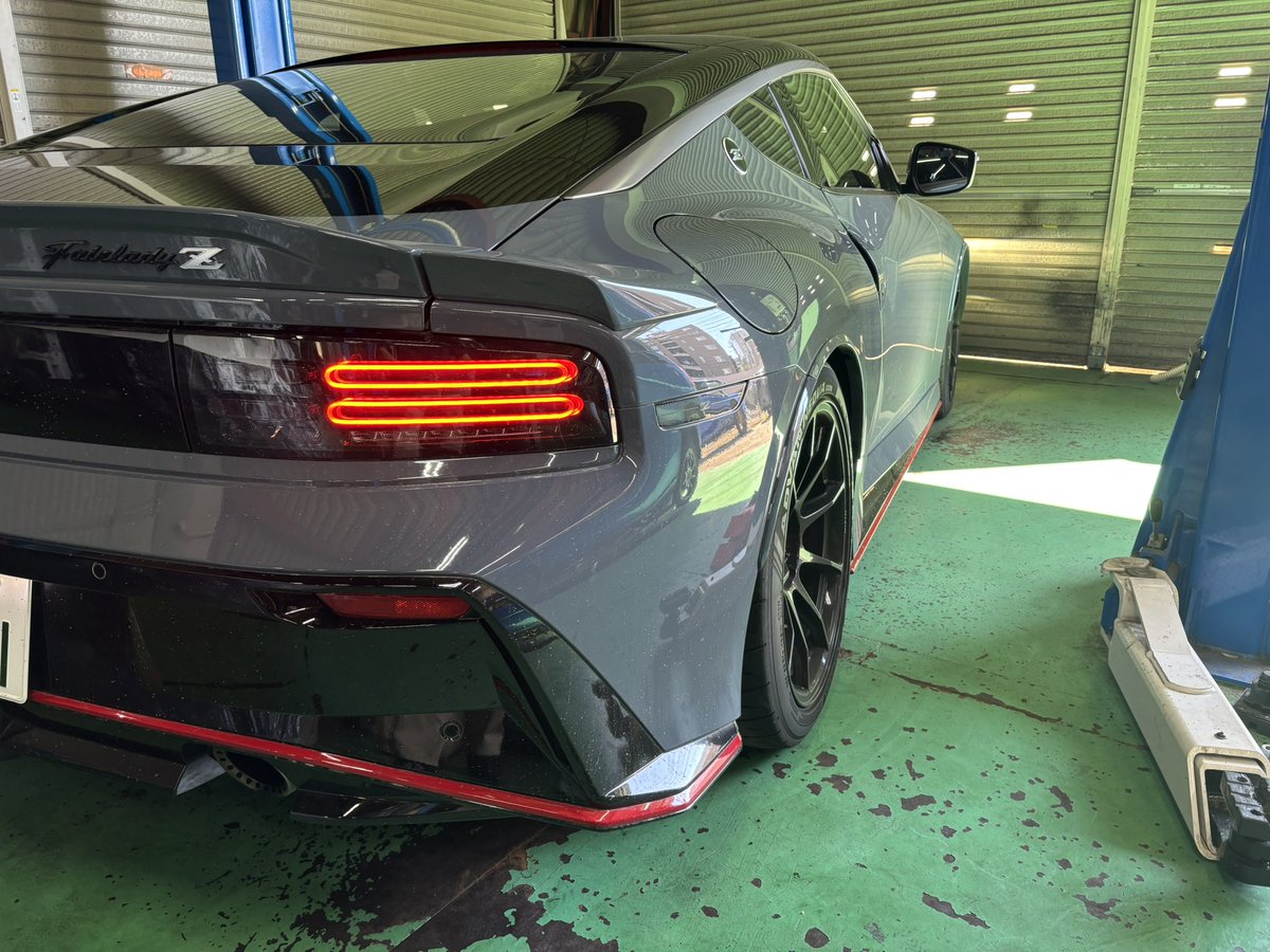 Daicruise1's tweet photo. RZ34NISMOにSRDキット！
これ取付けかなり大変です😅
＃RZ34NISMO ＃ステアリング交換 ＃SRD https://t.co/YpKFbSbcdF