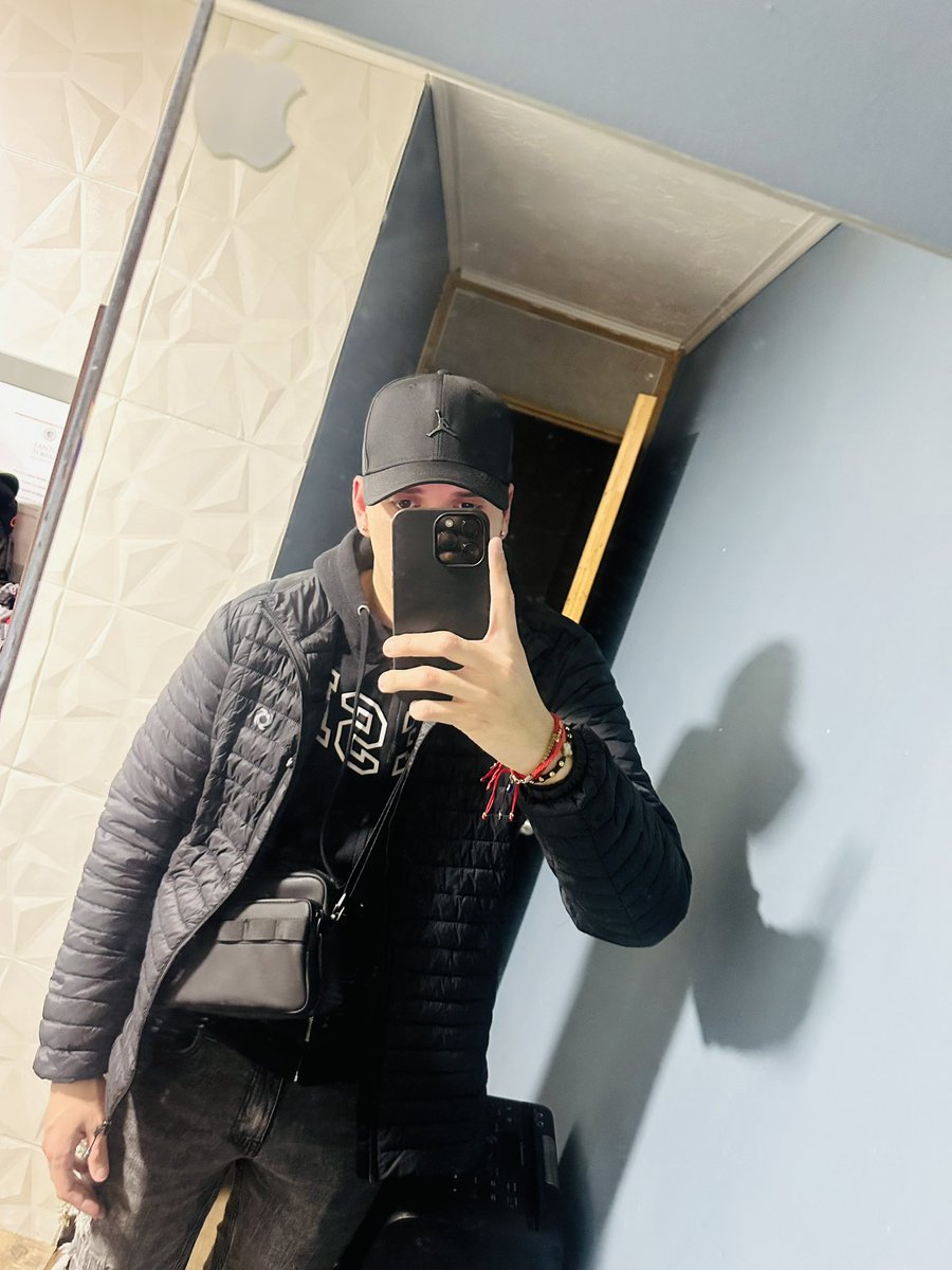 realkaarim's tweet photo. 🥶🥶 https://t.co/RuoUVU79T2