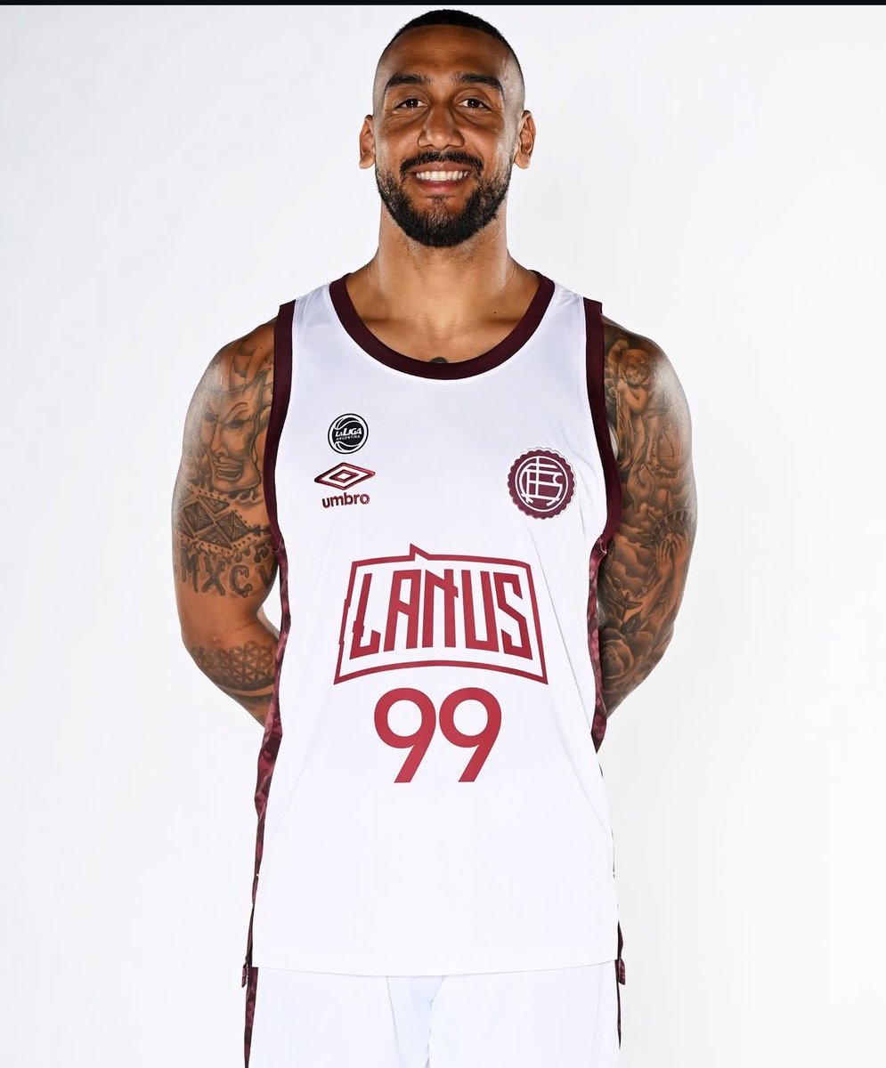 banewur's tweet photo. #LDA Mike Henry, alero de 1.96 y 31 años, llegará en las próximas horas para sustituir a Alexander en Trouville, que cambia la estrategia de cara a los playoffs.
Henry viene de lograr el ascenso con Lanús en Argentina, donde fue elegido el mejor jugador del torneo. https://t.co/bVFnFJbTXm