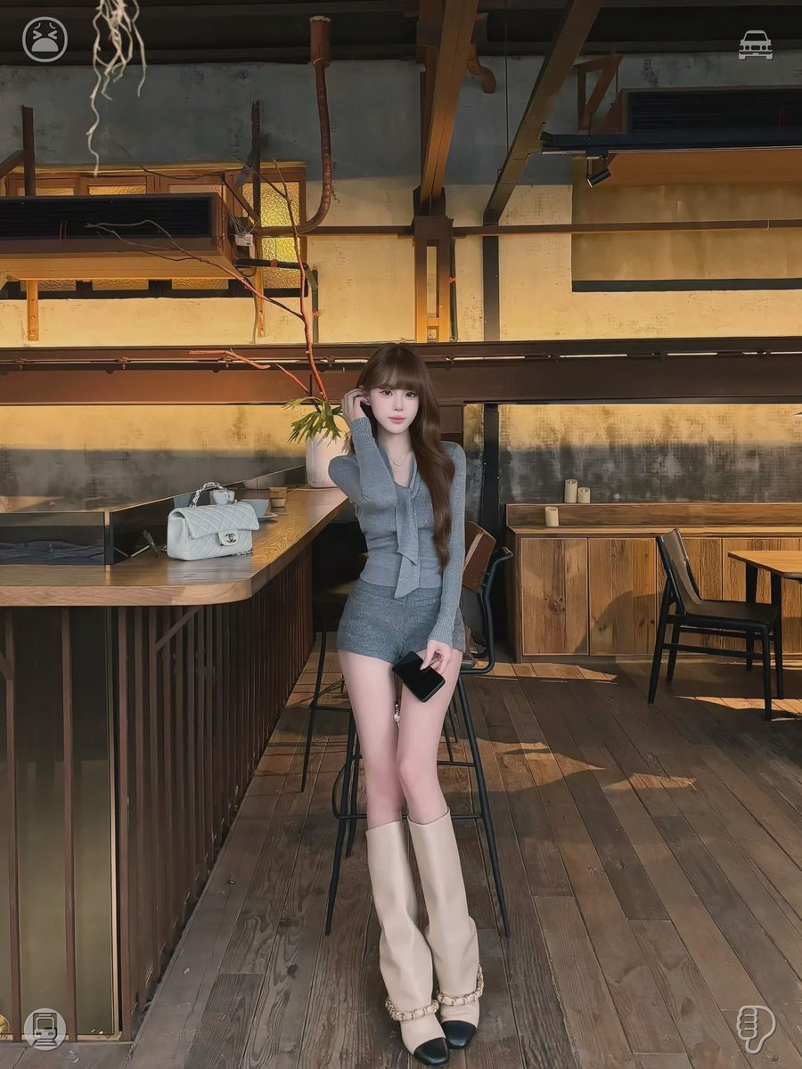 rananyan95's tweet photo. 🐻Chilled Ice Cream This dessert is delicious. “How lovely,” she remarked, softly stroking Luna’s fur. “I’ve dreamed of having a cat, yet my building prohibits animals. This spot seems like a tiny piece of paradise for someone in my situation.” https://t.co/CcxZCY4w1r