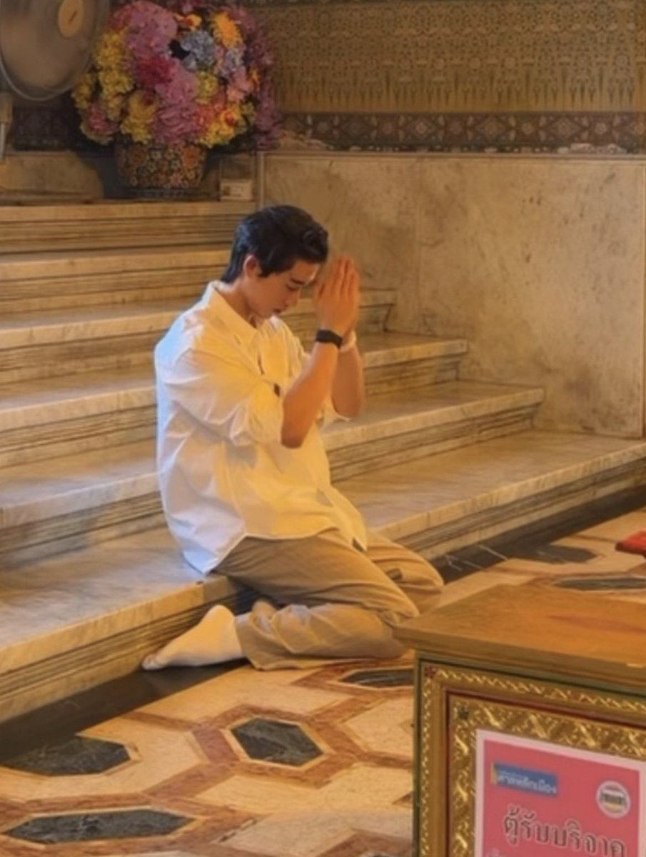 valcrazyforWE's tweet photo. please lord, bless this series with all the love and success it deserves. And bless WilliamEst and the team for their hard work and commitment. 😭🫳🏻

🎸🦈: 🙏🏻

#WilliamEst #YouManiacSeries https://t.co/jmnARHjYPw