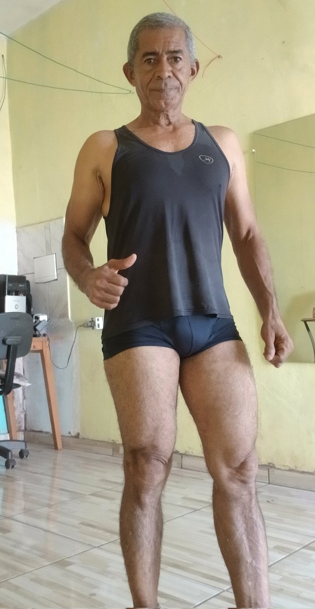 MachosCalados's tweet photo. Ufff este tío está 😝😮‍💨💦🍆♨️💥 @machoscalados https://t.co/Q4BXQEhP49