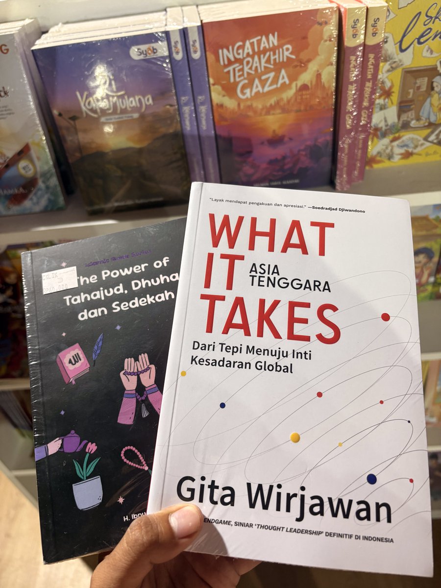 bonnappettiitt's tweet photo. kesampean juga akhirnya beli buku diskon https://t.co/zhcpiNJAf0