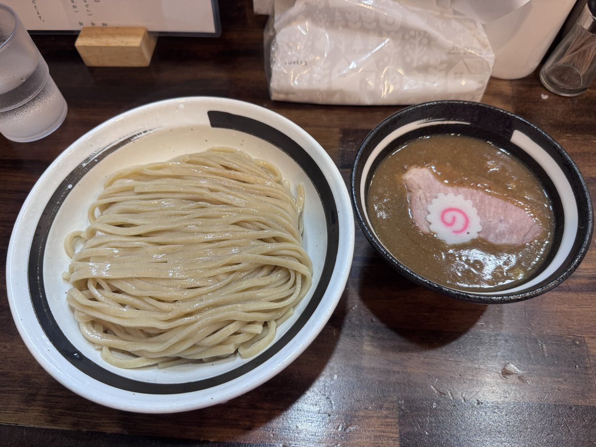 gachihohell's tweet photo. 85発目‼️

らーめん志高
豚骨100%つけ麺　並盛 https://t.co/1yeWIjUtQ8