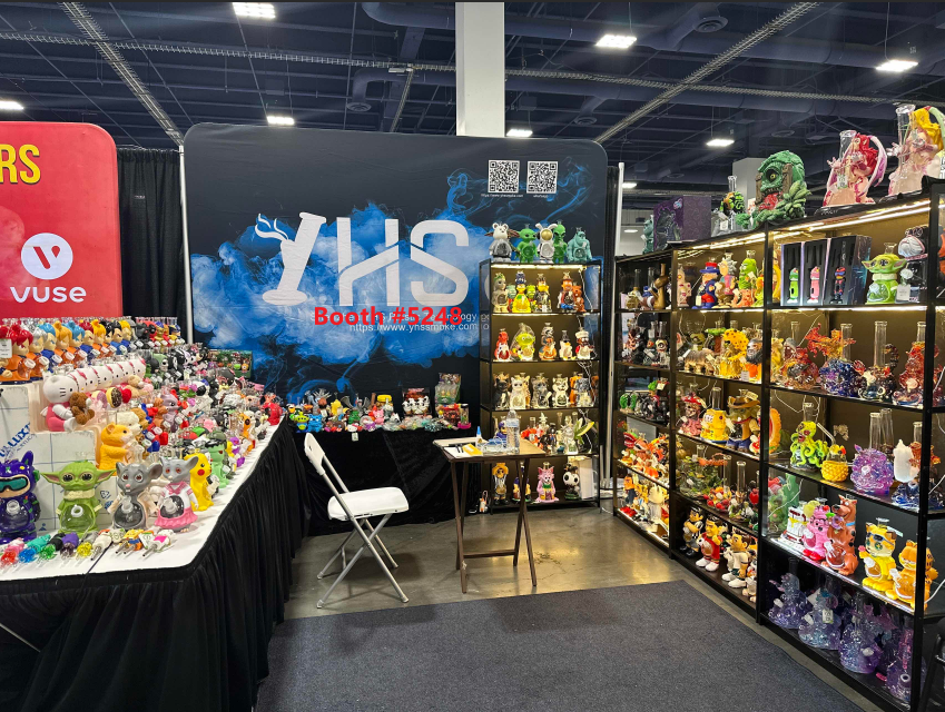 YHSsmoke's tweet photo. Day 1 at CHAMPS Trade Shows is officially a wrap! ๐
See you tomorrow! ๐
๐ Booth #5248
Come stop by and say hi! ๐
#yhsglass #yhsdesign https://t.co/rPki5MebXY