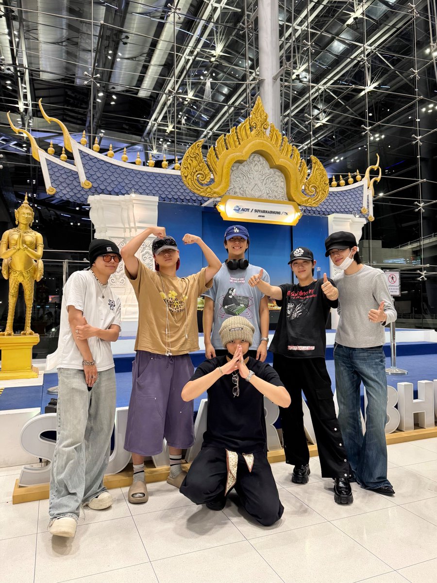 LIL_LEAGUE_'s tweet photo. タイに到着しました✈️
#バンコク日本博2026 で会いましょう✨

ถึงไทยแล้ว !!
แล้วเจอกันที่ #NIPPONHAKUBANGKOK2026 นะครับ ✨

@NIPPONHAKU
#NIPPONHAKU2026xLILLEAGUE
#LILinThailand #LILLEAGUE https://t.co/GklQrDhhFZ