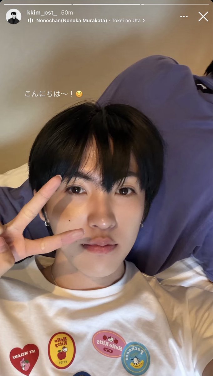 luvlattekim's tweet photo. im crying is kim is lying on top of latte https://t.co/Rb2MqCgjgs