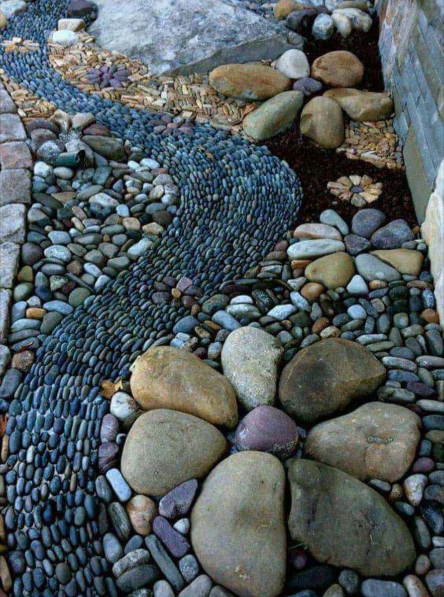 art_soulessence's tweet photo. Collecting cobble to design weed free flowers gardens
#writingcommunity #poetrycommunity #poetryprompts #writing
@only8words #only8August
Prompt: Collecting Cobbles
26 August 2026
Image: One Kind design https://t.co/2aHabPXW6I