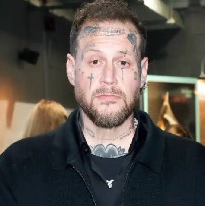 WellsJorda89710's tweet photo. 🚨🔥 JELLY ROLL HAS LOST ME AS A FAN.

I loved Jelly Roll’s testimony, his story, and so much of his music. But hearing him say people “should have voted for Kamala Harris”—while repeatedly taking shots at Trump and his supporters—was the breaking point for me.

As a Christian, I’m deeply disappointed by the direction he appears to be heading. I’m not here to hate him—I’m praying for him. 🙏✝️

Jelly Roll, you have an incredible testimony. Don’t lose your relationship with Jesus while chasing acceptance from the world. Get back to God. Get back to the faith that helped make your story so powerful.

💔🙏 I’m praying for Jelly Roll, but I won’t be listening anymore.

#JellyRoll #PrayForJellyRoll #JesusChrist #Christian #Christianity #Faith #God #HolySpirit #Trump #DonaldTrump #Conservative #MAGA #ChristianValues #FaithOverFame #StandForJesus