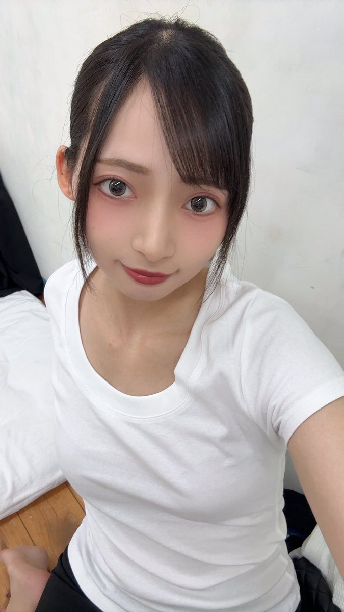 NH_oop's tweet photo. シンプルイズベスト🥴 https://t.co/rd9vnrf9ET