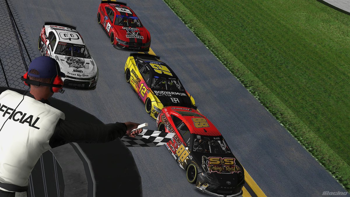 redline_fury's tweet photo. NIS Open went alot better. Finished P3. Only had 4 cautions and a long run with green flag pit stops. It's a nice change of pace when everyone races clean https://t.co/FZck9agPfO