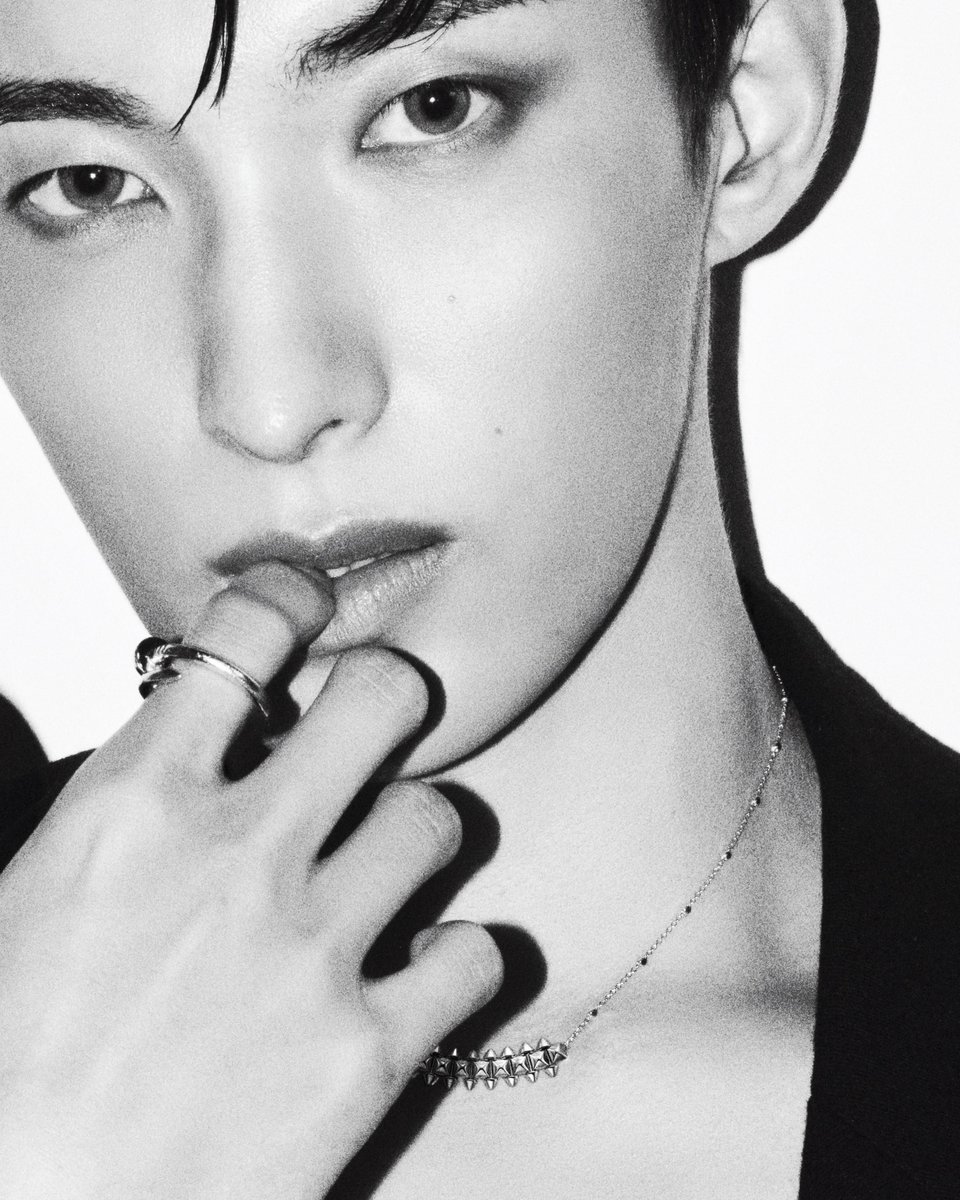 kyeominoori's tweet photo. DOKYEOM X CARTIER FOR DAZED KOREA #도겸 #DOKYEOM https://t.co/OnFVeTbjOG