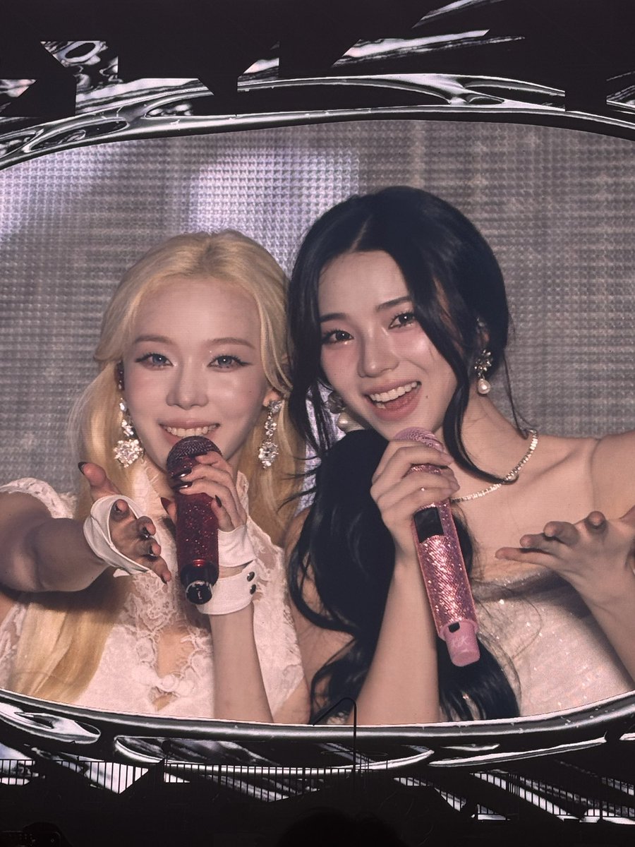 Anirakryan's tweet photo. 下次还会再见的对吗 https://t.co/YFgWifJjbq