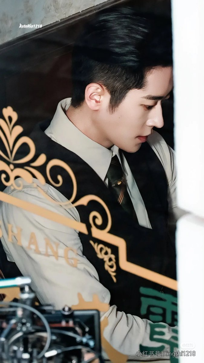Yu_lling's tweet photo. ใครจะทรงแบตเท่าพี่อวี่ กรีดดดดดดดดดด😳🤧

#ลำนำสารทฤดู
#TheLamentOfAutumn
 #玉簟秋
#ChengLei #丞磊 #เฉิงเหล่ย https://t.co/9uQU4W0A1S