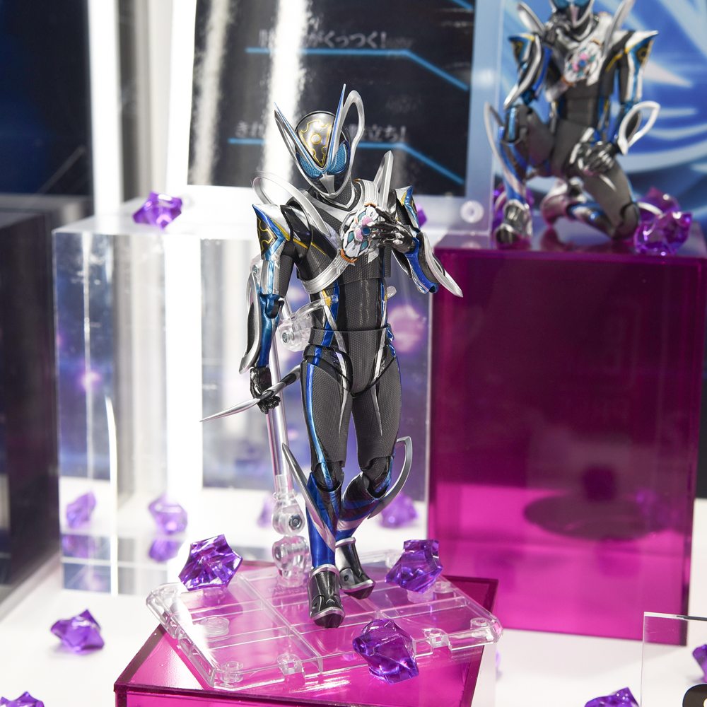 amiamihobbynews's tweet photo. ＜速報＞
#TOKYOおもちゃショー2026 
￣￣￣￣￣￣￣￣￣￣￣￣
BANDAI SPIRITS：S.H.Figuarts
仮面ライダーマイス（初回生産）
＿＿＿＿＿＿＿＿＿＿＿＿
#仮面ライダーマイス #t_shf #おもちゃショー2026 https://t.co/MjeKKrhR8R
