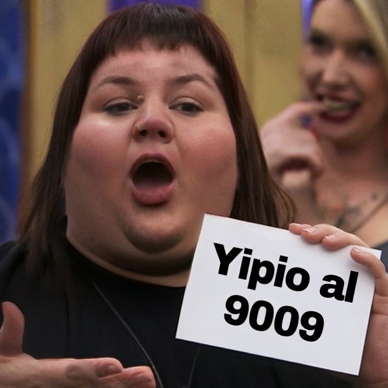MOSCHINO_FG's tweet photo. @laubfal YIPIO DEFENDIENDO A CAMPANITA 🤬 
QUE BASURAS YIPIO 9009 CON LAS FOTOS DEL HIJO DE PINCOYA... QUE BRONCA POBRE PINCOYA 😔😔😔 CHAU CHIPIO 9009 #GranHermanoGeneraciónDorada  #YIPIO9009 #YIPIO9009 https://t.co/jjQNoZeC9L