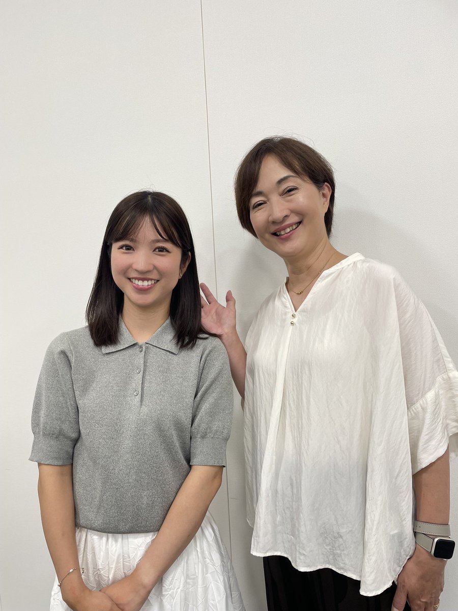 tys_haruka's tweet photo. 大阪のMBSから
福島アナウンサー、藤林アナウンサー、
母の古川アナウンサーが
tysにお越しくださいました！

MBSアナウンサー公式YouTube
「ウラオモテレビ」のロケで山口に来られ、
きのうのmixにも生出演していただきました😳

「第九」に向けて親子で練習もしました🎶

ありがとうございました！ https://t.co/nRJdlYZVna