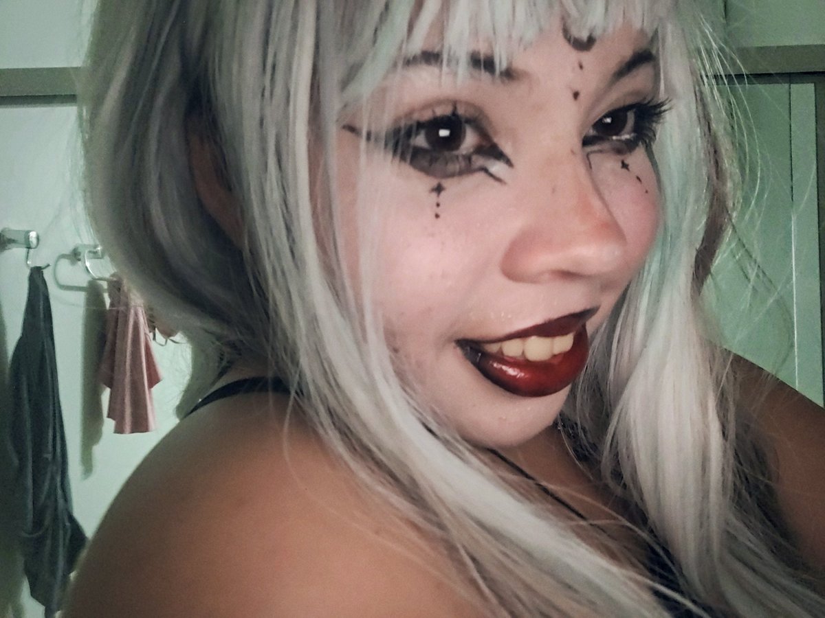 suukkaa_'s tweet photo. Fotos minhas desse mês https://t.co/RAYitdprgV