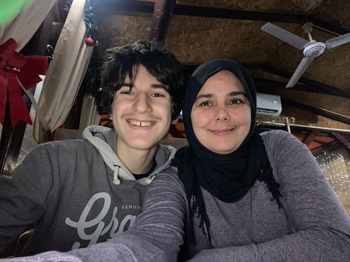 DomaceOd's tweet photo. NEMA ODUSTAJANJA DOK GOD POSTOJI NADA!
Gledajući Miloša sa kakvom voljom savladava vežbe sa terapeutima, shvatite šta znači borbenost. Dijagnoza autizma jeste teška, ali ona ne definira Milošev kapacitet da uči i napreduje.
174 na 2407 za Miloša https://t.co/5ASkAkKoMk