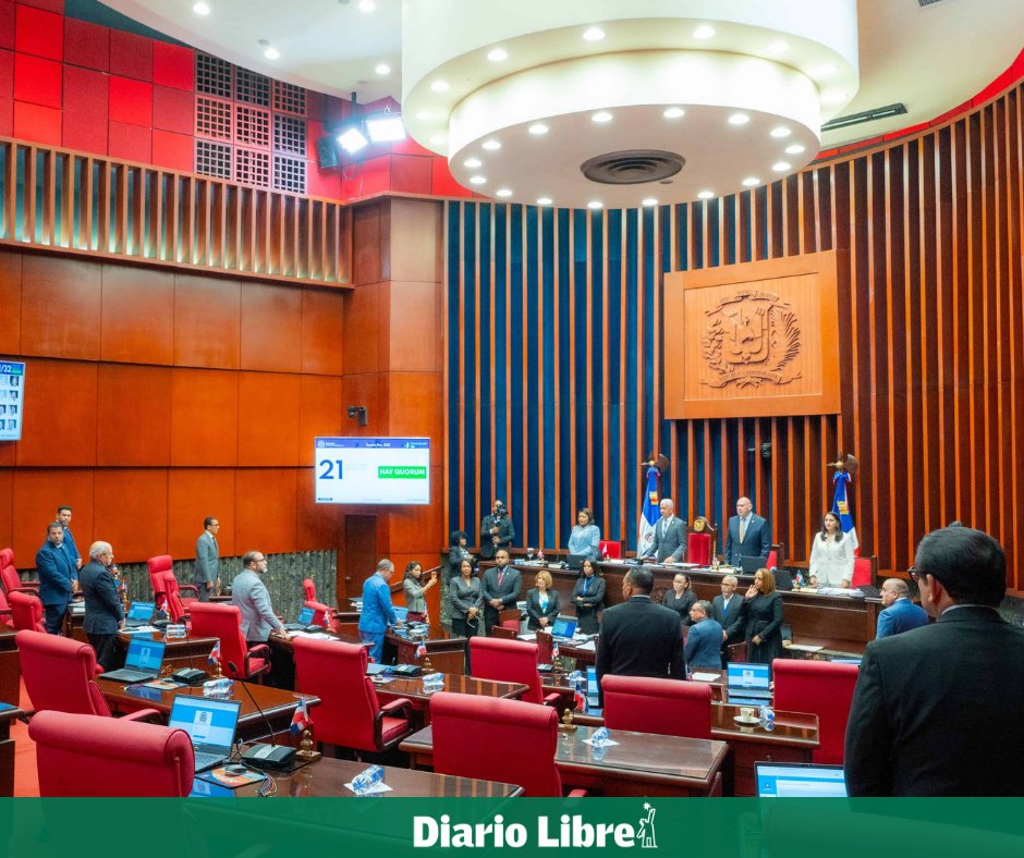 DiarioLibre's tweet photo. 🗳 |#PolíticaDL| ¿Más seguridad en el mar? Senado aprueba nuevas reglas para lanchas recreativas
Entérate aquí 🔗https://t.co/NdswWxLWn1
#DiarioLibre #Senado #ProyectodeLey #Lanchas https://t.co/qHS9lwcfwf