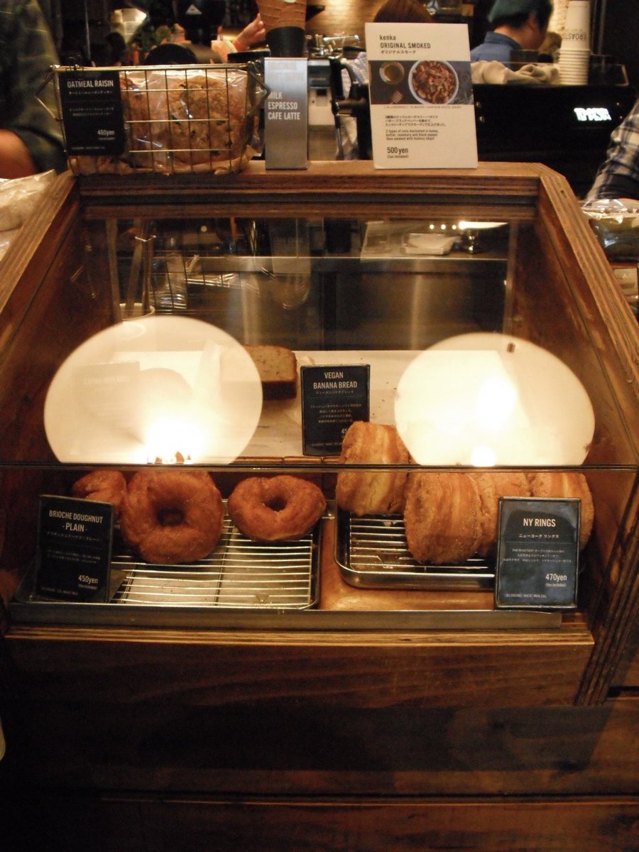chmr_n_'s tweet photo. まるでニューヨークのカフェにいるような気分になれる、お気に入りのお店🗽☕️ https://t.co/PIN3l3tuys