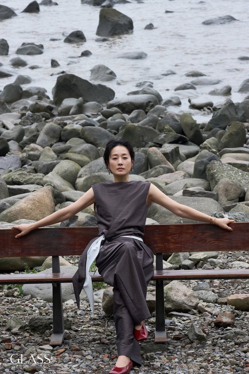 centlookbook's tweet photo. #MaYili 马伊琍 for Glass China Magazine’s Special Project: Great Rivers, July-August Combined Issue
Photographed by Ren Shenyun
🔗 https://t.co/kDGiNv1ZL1 https://t.co/RPLQ4dLSQ1
