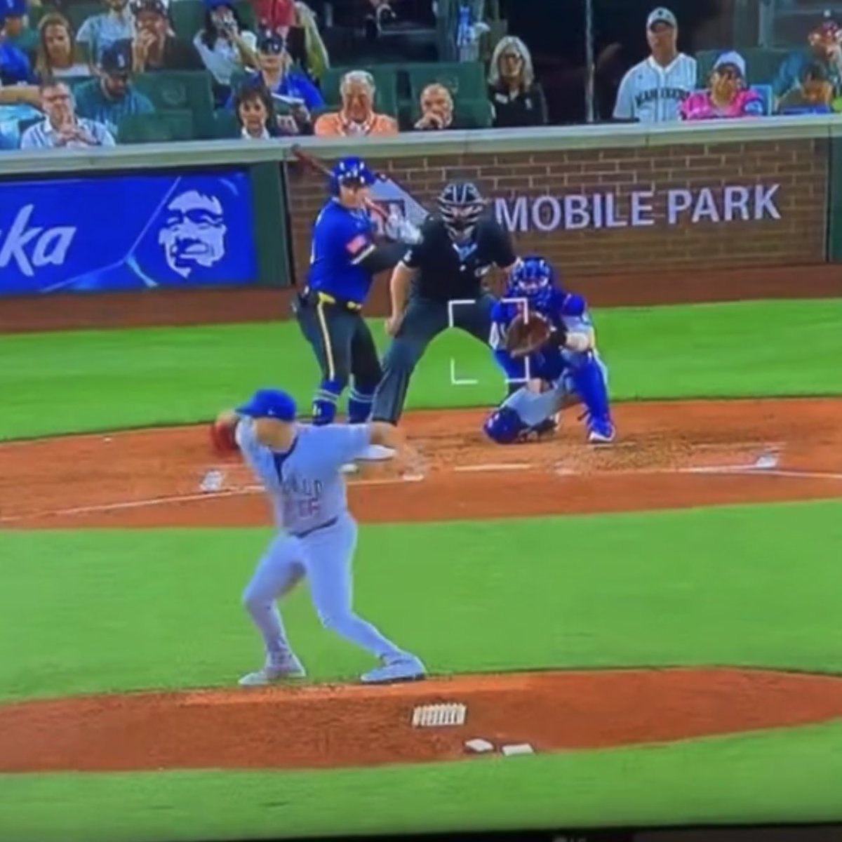 TheConnorPils's tweet photo. Pic #1: called obstruction on Nico
Pic #2: not called obstruction, Nico called out
Pic #3: called balk on Boyd (first time in Cubs tenure)
Pic #4: not called balk, PCA doesn’t score go-ahead run

All 4 came in relatively big spots. All 4 turned into Cubs losses. Tough. https://t.co/1CvUbutVI3