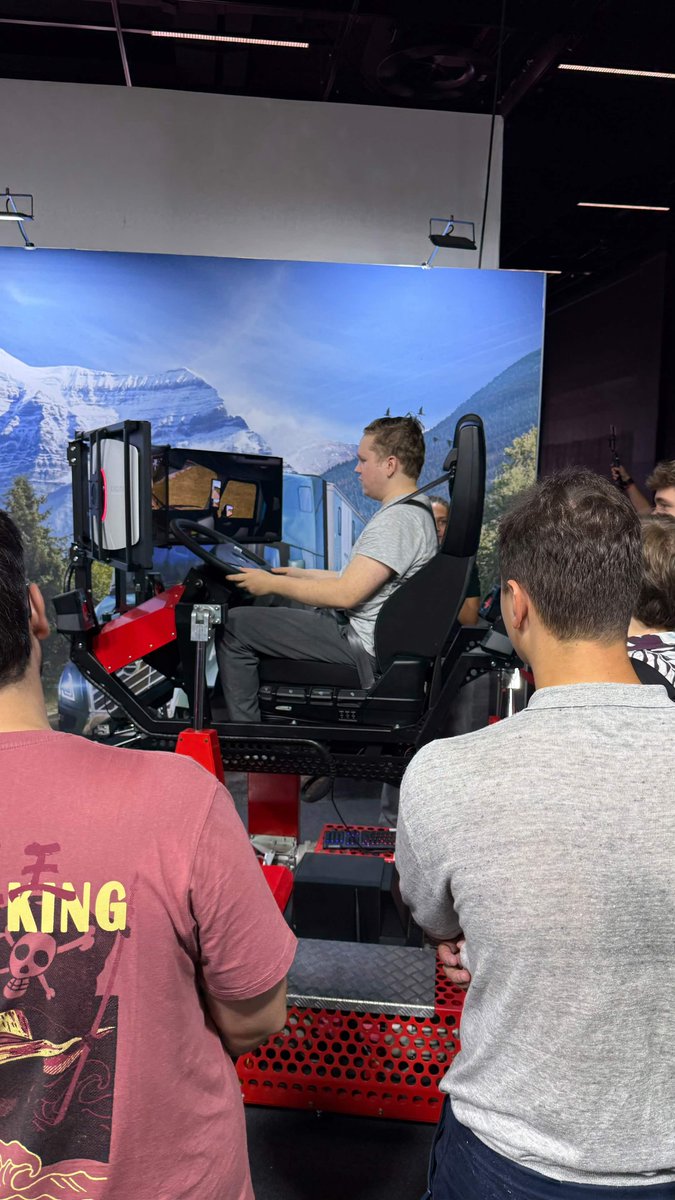 SCSsoftware's tweet photo. Day 2 of #gamescom2026 is in full swing! 😎

It’s great seeing so many drivers jumping behind the wheel and trying our upcoming content for ETS2 &amp; ATS, including Coaches and Road Trip! 🚌🚗🚛

If you were here right now, what would you try first? 👀 https://t.co/rAXrils8HV