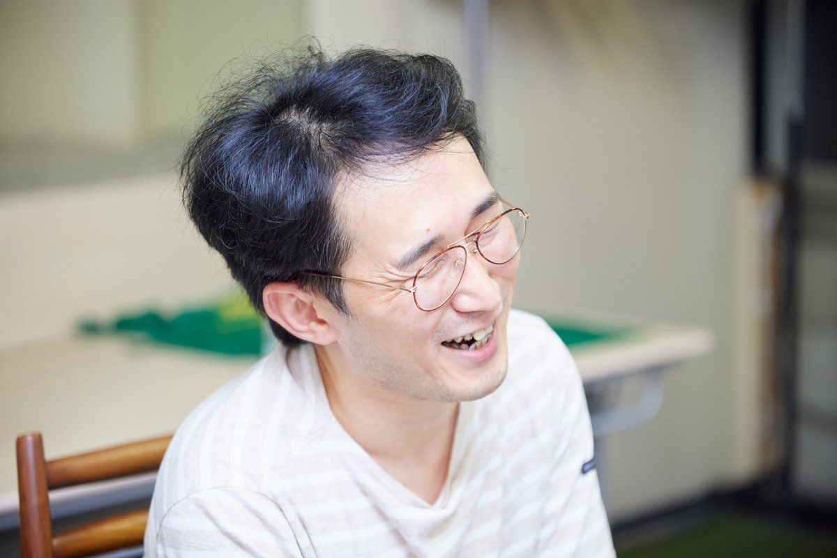 realsound_b's tweet photo. ┊✧✧✧ シソンヌ・じろう インタビュー ✧✧✧┊

📕短編集『あの子が故郷に帰るとき』発売も次作は無い？

「僕と長谷川さん二人のコントより面白いものはあるか？　というところに自信を持っているし、そこを突き詰めることが僕という人間の人生を全うすることなんじゃないかと思っています。」 https://t.co/5a8WD0JQQE