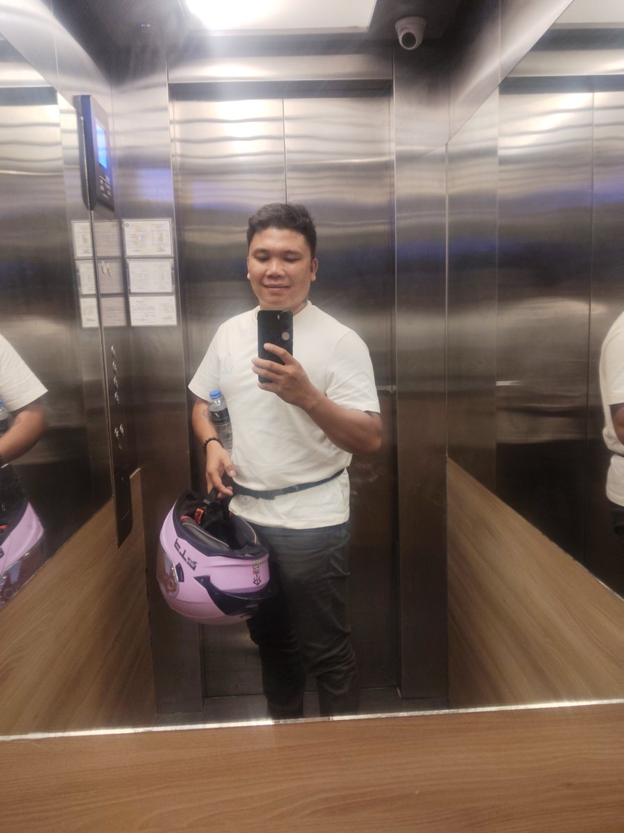 AngosJames3153's tweet photo. Available po ako Davao city for Hotel Inn
condo,sure client pls,#09532117841 https://t.co/GgLWQLeLzA