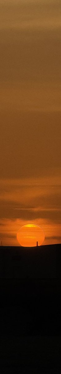 miraolc's tweet photo. sunset https://t.co/ypHlhByHL3
