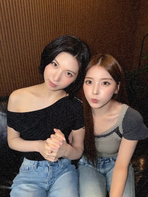 NlNABOBO's tweet photo. menghabiskan sore bersama kakak-kakak cantik. had so much fun <𝟑 .ᐟ https://t.co/mrImjUg5mz