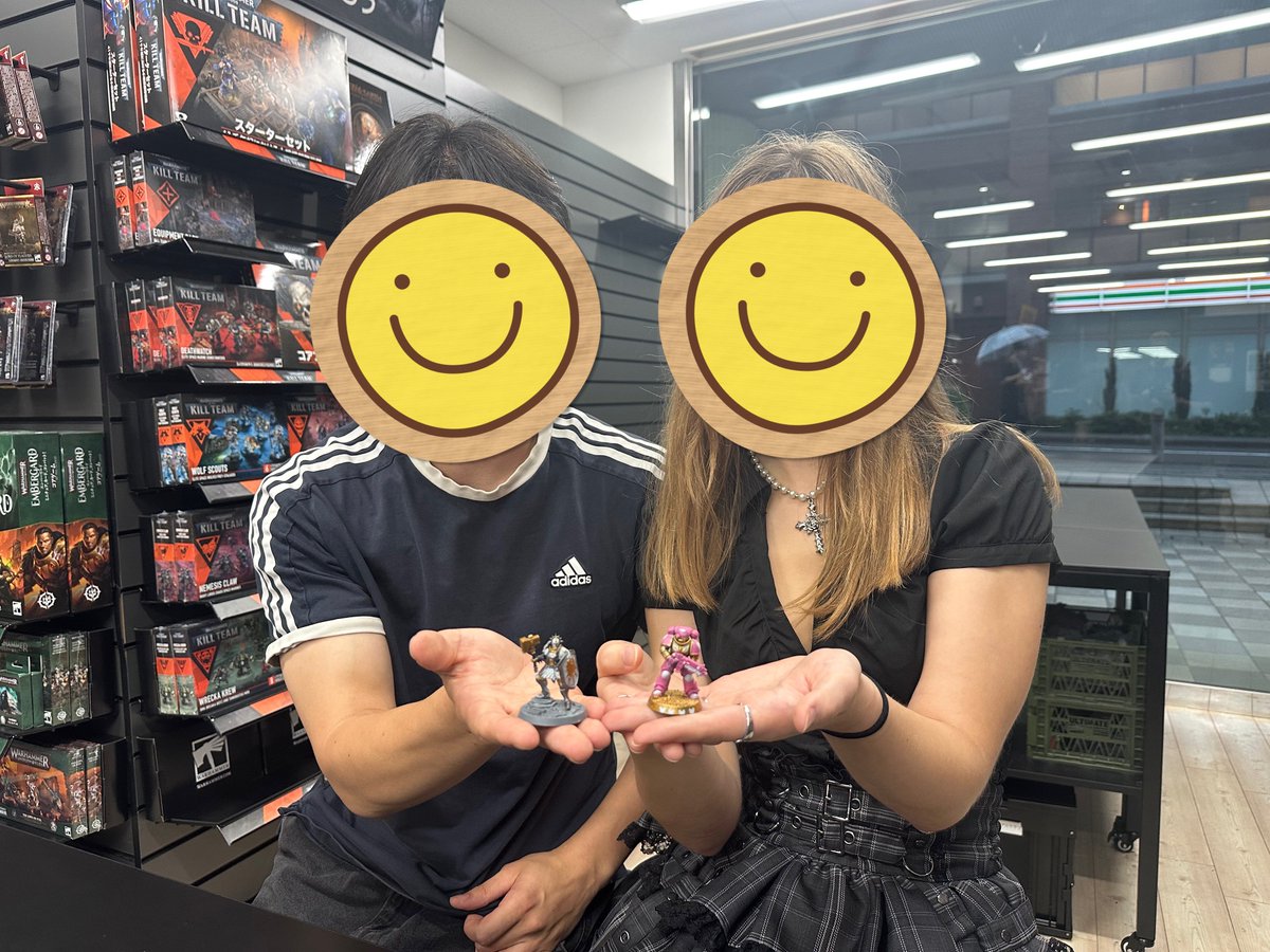 WHMachida's tweet photo. 初めてのペイント体験！
自分の好きなカラーでペイントできるウォーハンマー、あなたも挑戦してみませんか？ https://t.co/NRsVx0KZDj