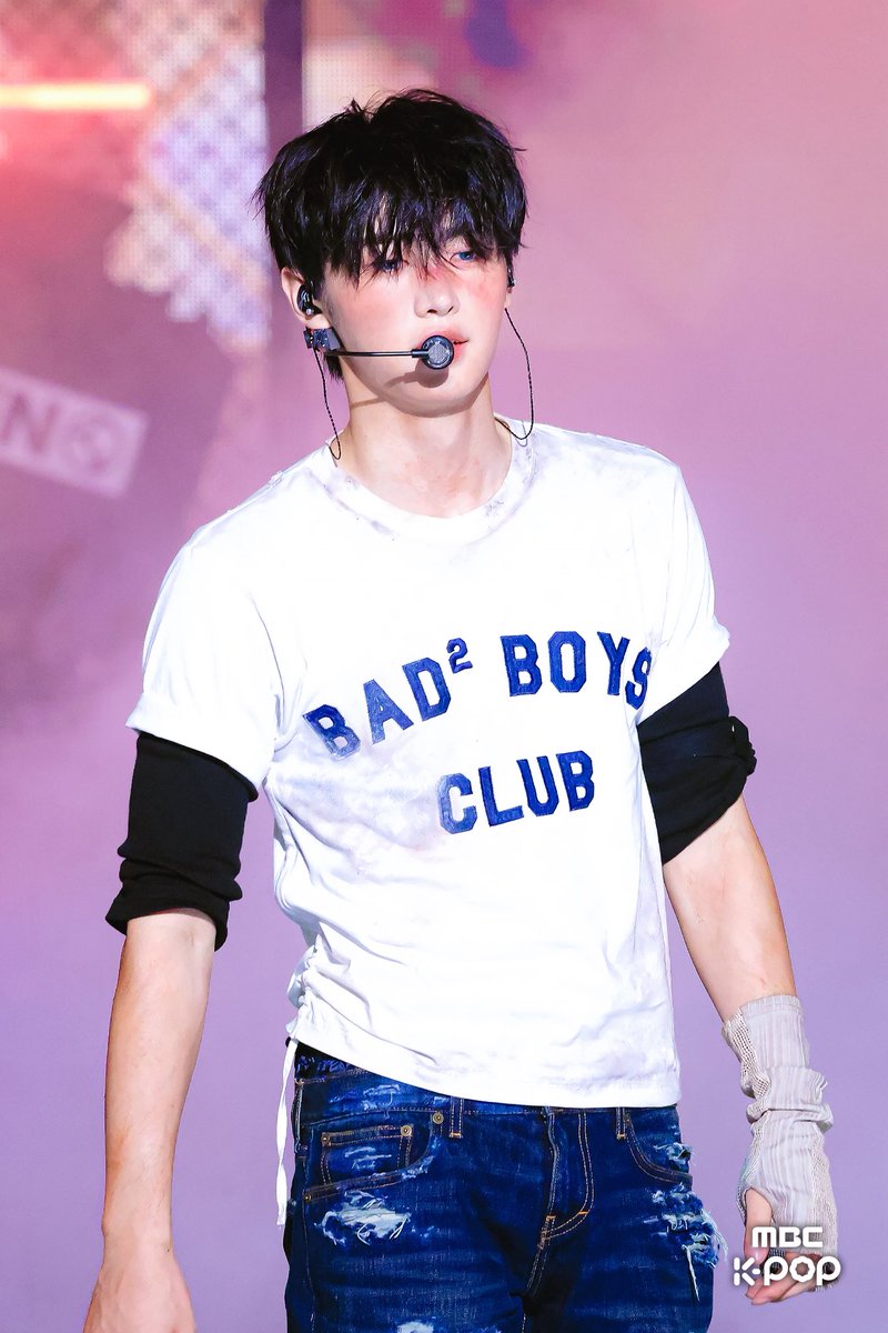 3DOUD3's tweet photo. 260822 음악중심 현장포토 #성훈 #SUNGHOON https://t.co/eJjwclpkky