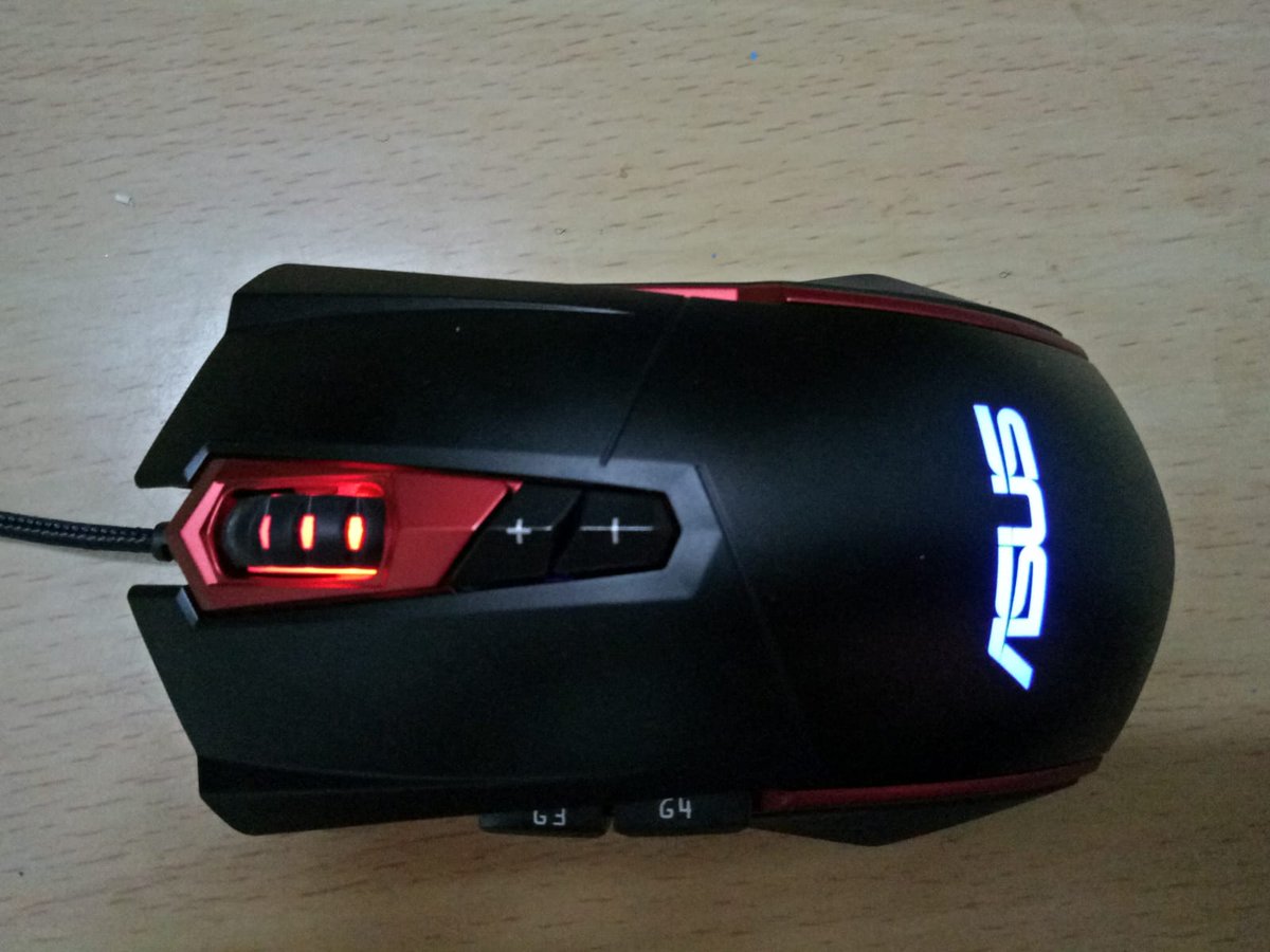 Saravanaprasadh's tweet photo. My very first Asus product is Espada GT200 Gaming mouse!. Second Asus product is TUF Gaming H3 Stereo Gaming Headset! 
Asus ROG 20th Anniversary Edition product i like is ROG XBOX ALLY !!!.
#UpgradeWhatMatters
@ASUS_ROG https://t.co/Qq2oZIBcwL